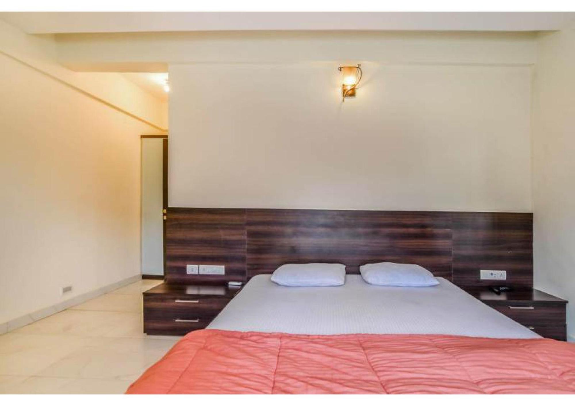Alison Villa Lonavala Buitenkant foto